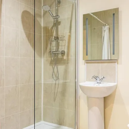 Daire Guestready - Beautiful Duplex Near Botanic Gardens
